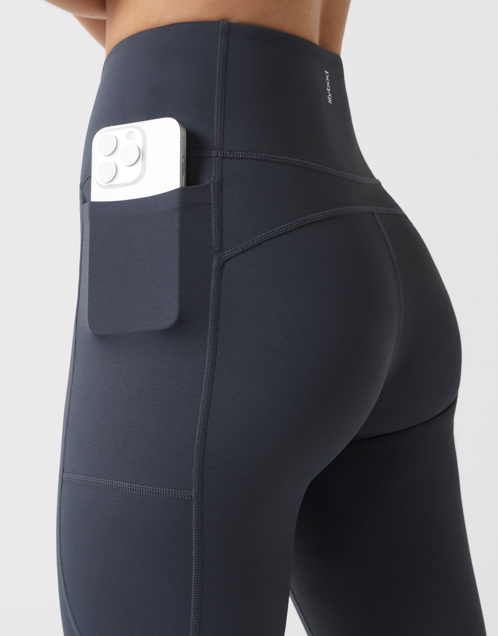 How Should Leggings Fit? A Complete Guide to Finding Your Perfect Size