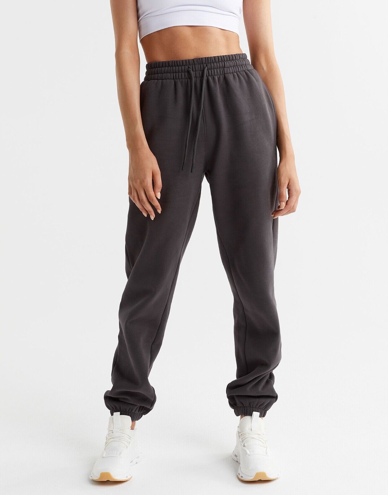 Lilybod Kora Fleece Sweatpants Coal Gray. Front image.