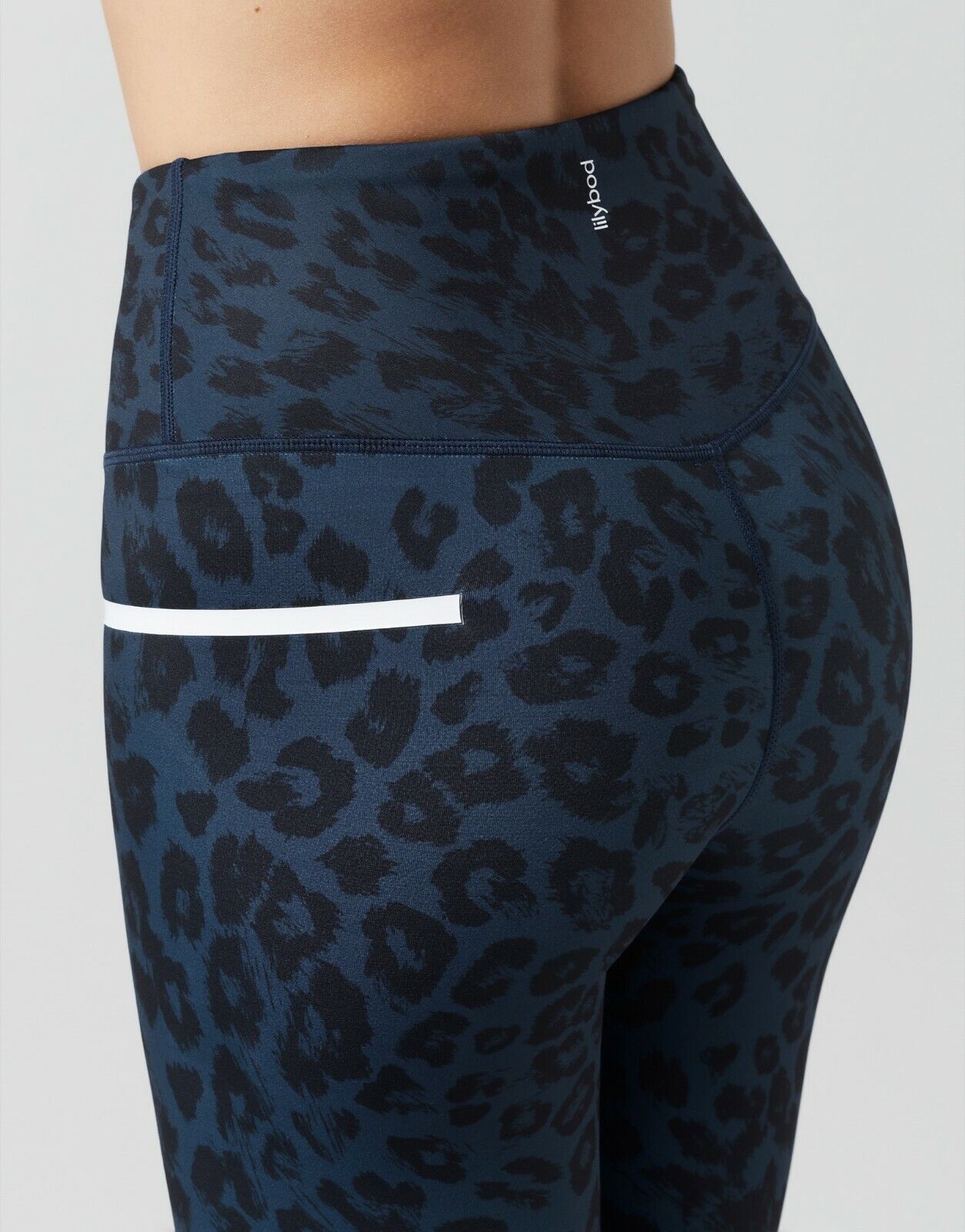 Lilybod Karla Leggings Midnight Navy. Detail image.