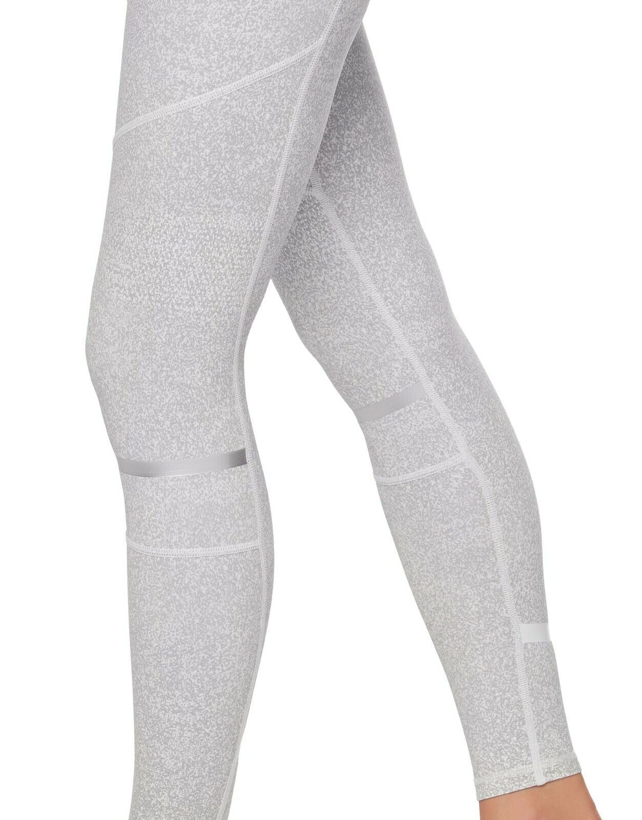 Lilybod Amber Leggings Future Air. Detail image.