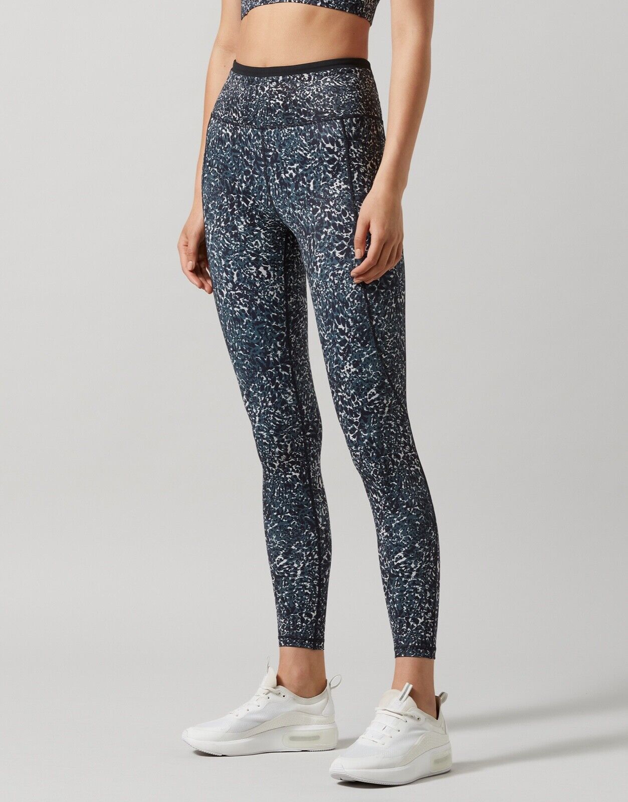 Lilybod Salt Leggings Safari Print Urban. Side image.