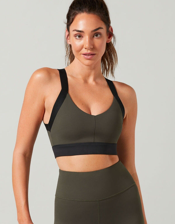 Lilybod Hillary-XR Sports Bra Tarmac, Smoke Black & White. Front image.