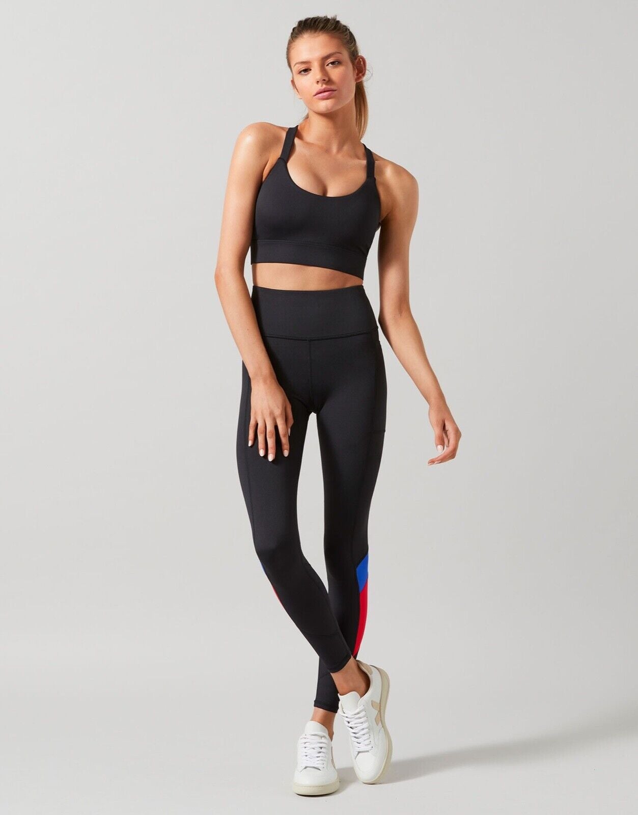 Lilybod Montarna Leggings Smoke Black . Full body image.