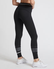 Lilybod Jordan Leggings Phantom Jet. Side image.