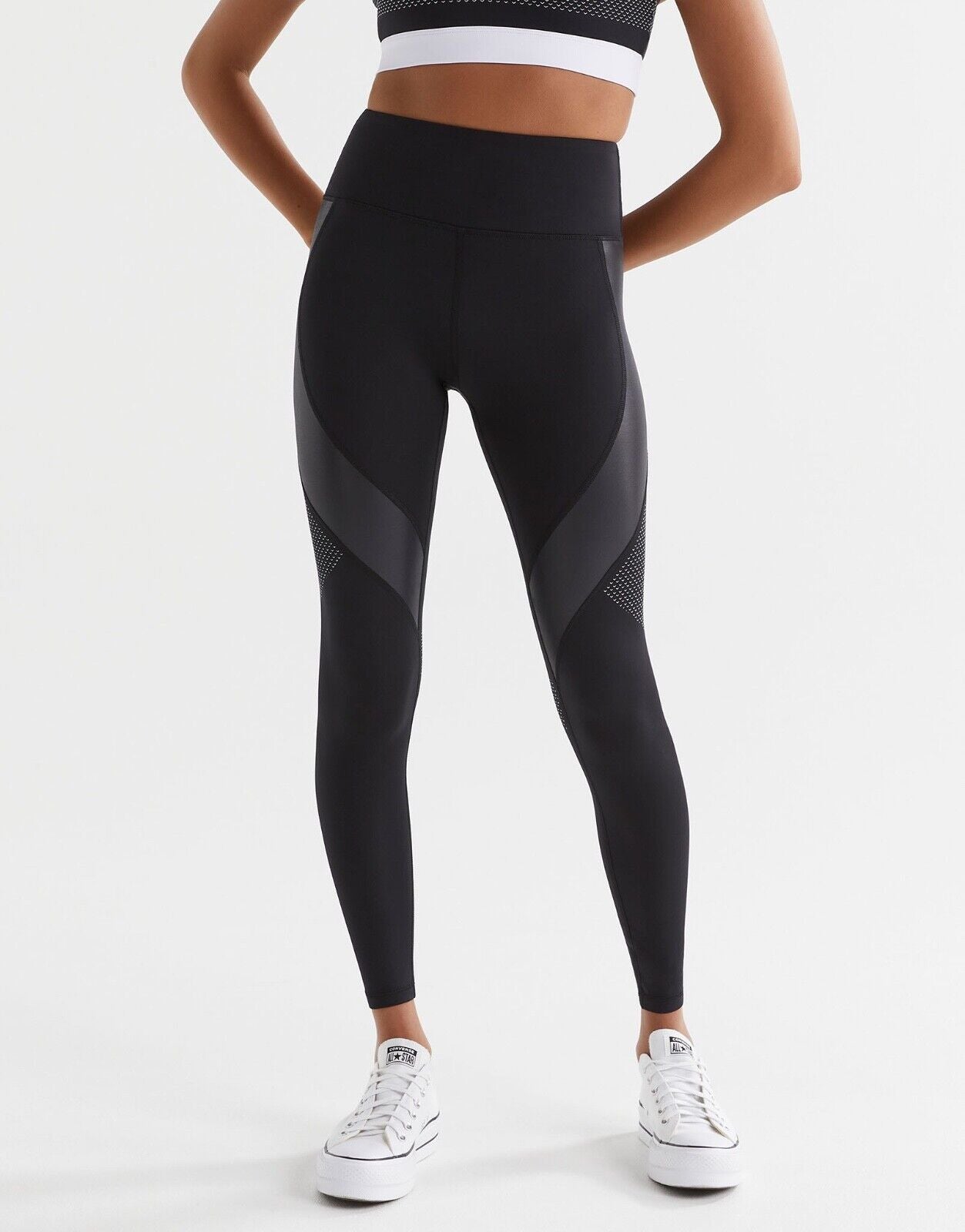 Lilybod Dynamic Leggings Black. Front image.