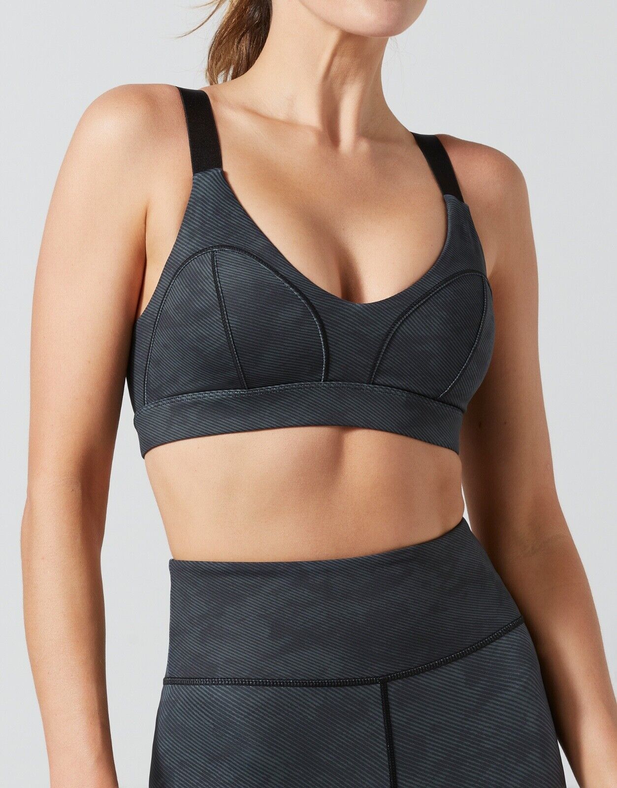 Lilybod Rivaa Sports Bra Black. Front image.