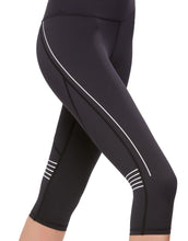 Lilybod Mimi Capri Leggings Black. Side close image.