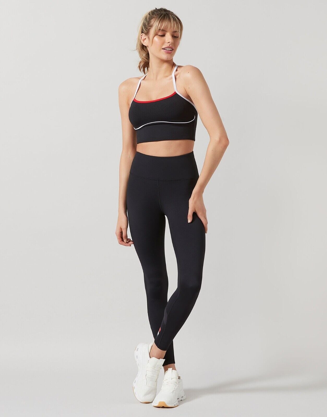 Womens New Lilybod Billie-2XR Sports Bra Tarmac Black. Full Image.